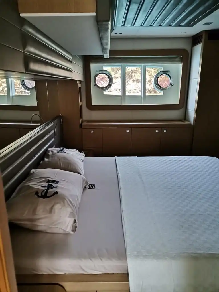 YT 1007