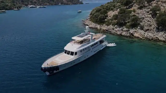 YT 1049