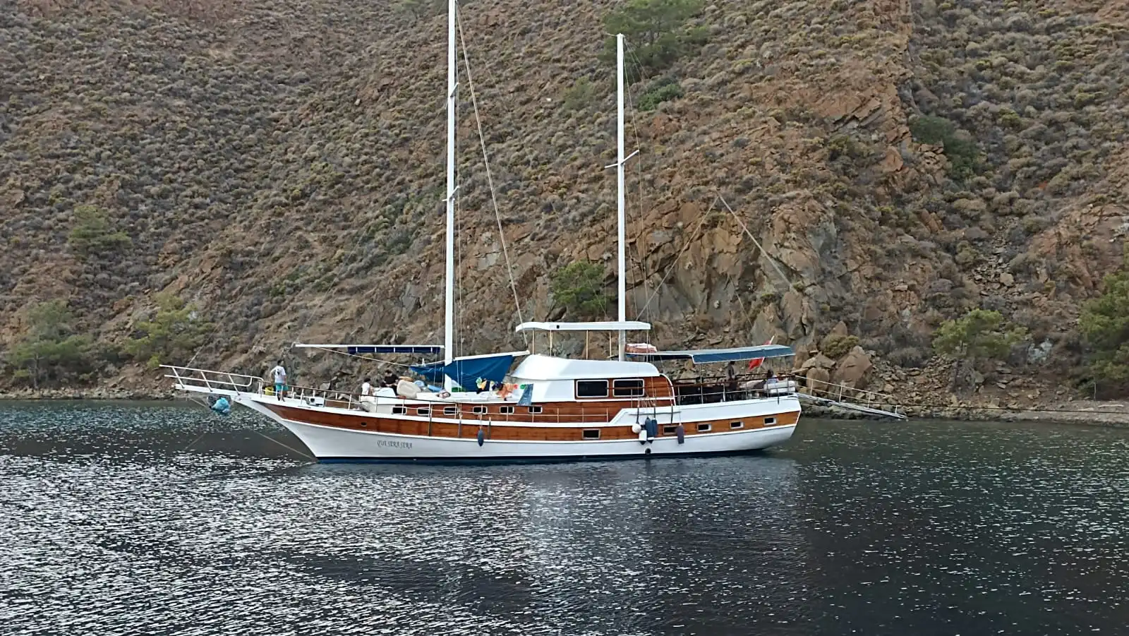 YT 1121 - Weekly Charter