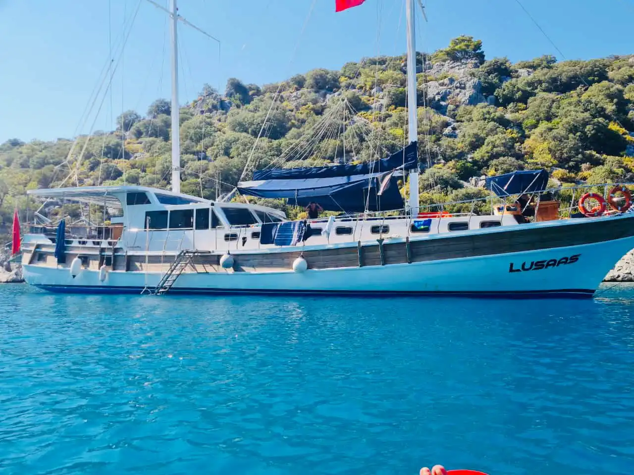 YT 1148 - Weekly Charter