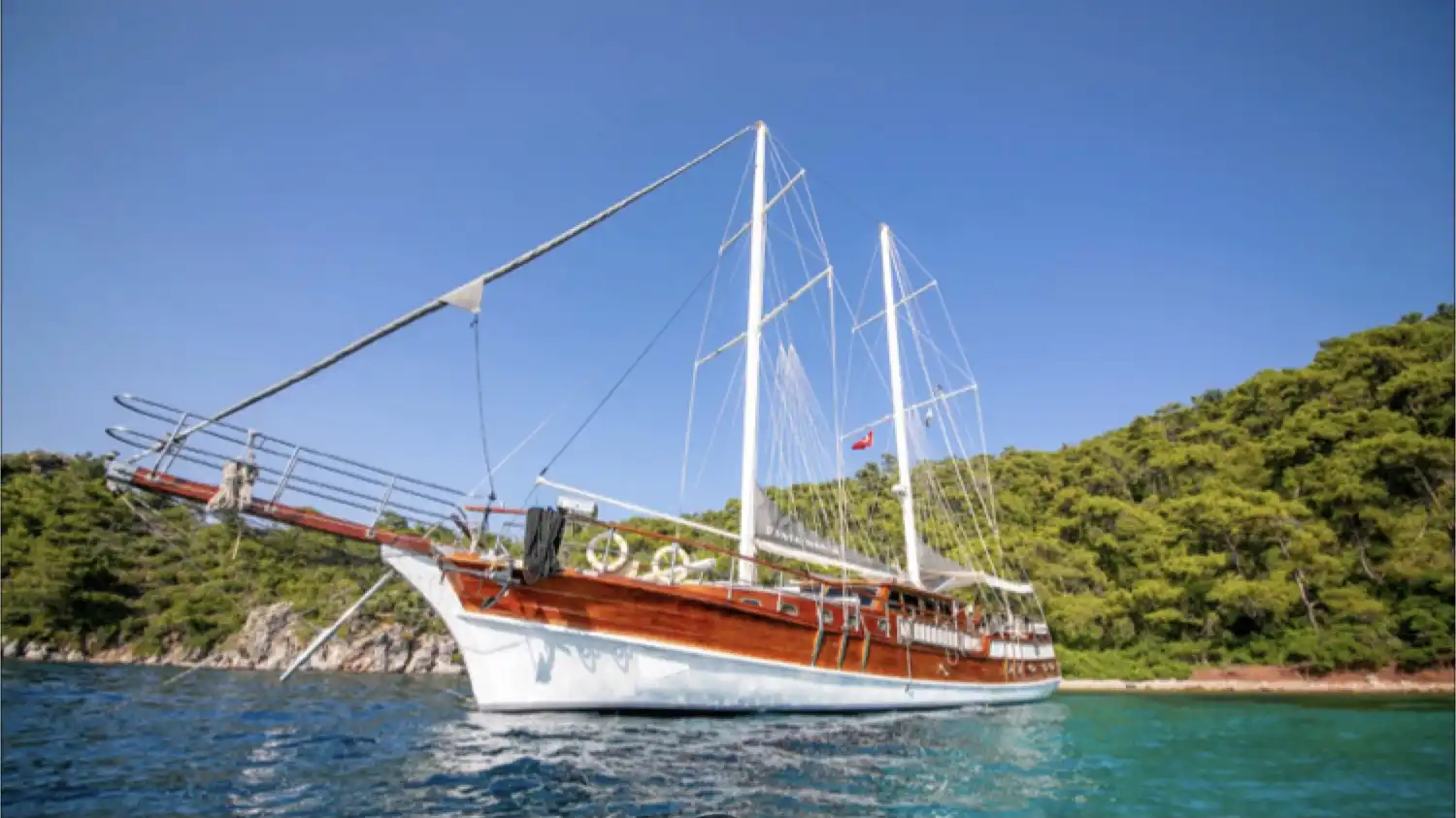 YT 1149 - Weekly Charter