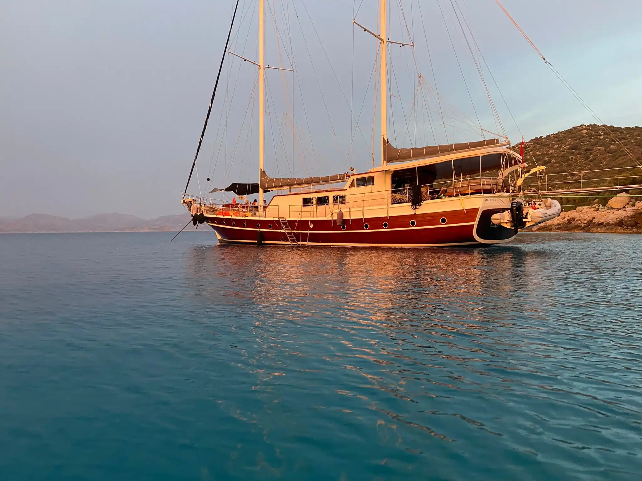 YT 1172 - Weekly Charter