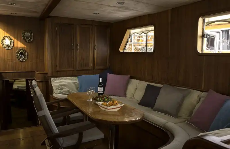 YT 1190