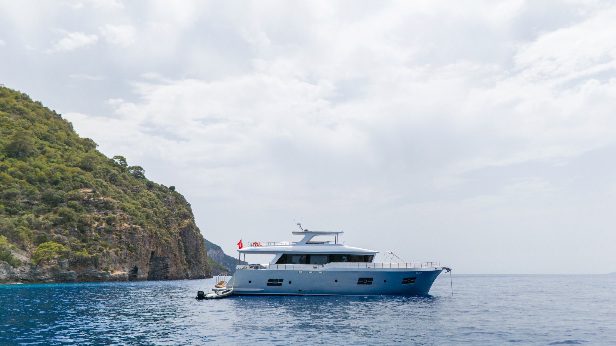 YT 1227 - Weekly Charter