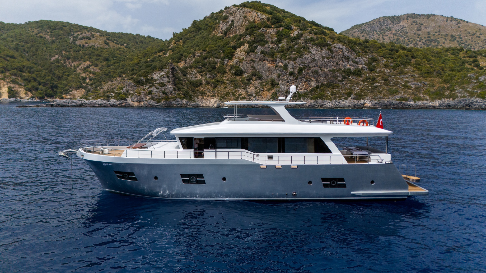 YT 1227 - Weekly Charter
