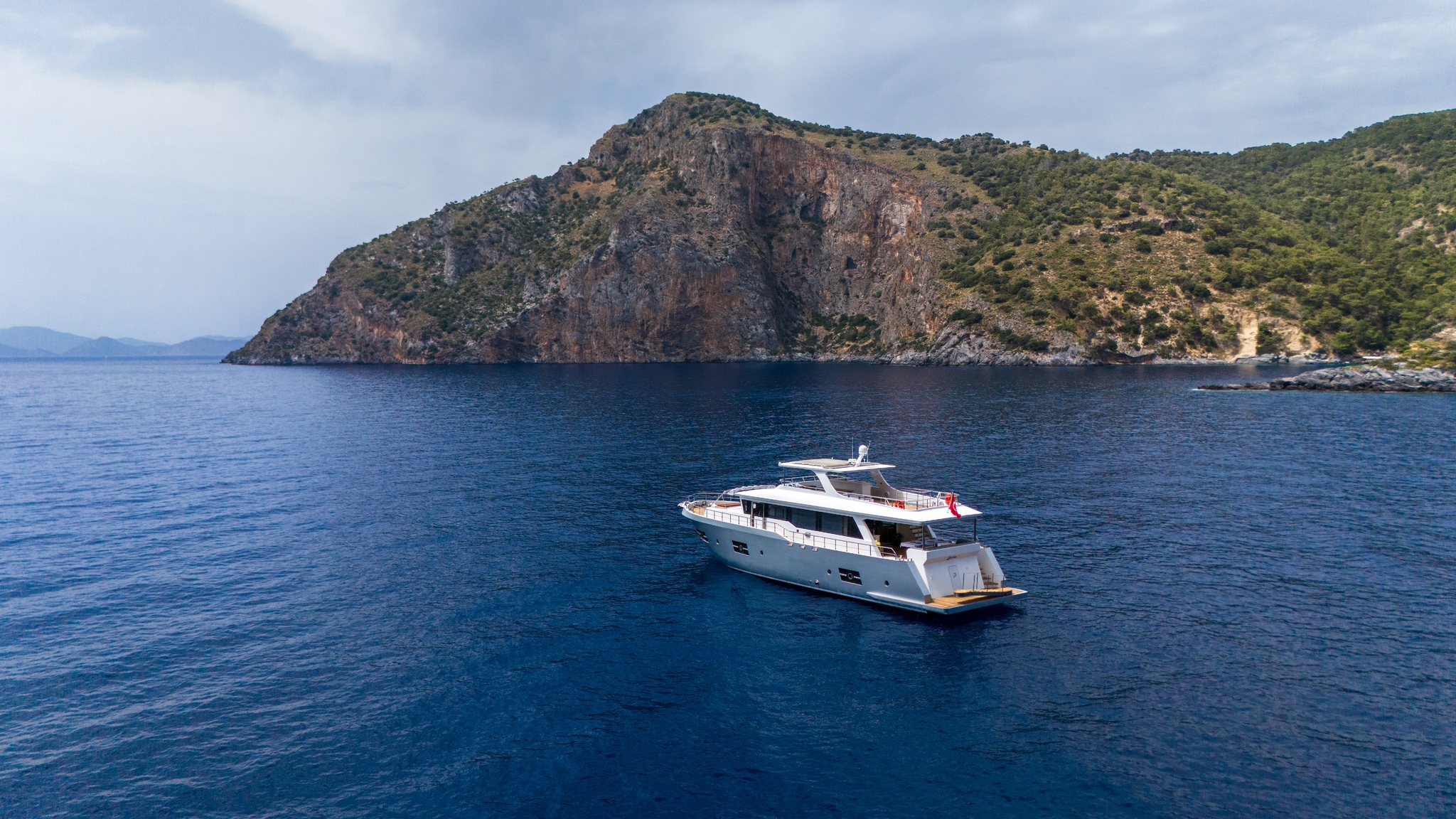 YT 1227 - Weekly Charter